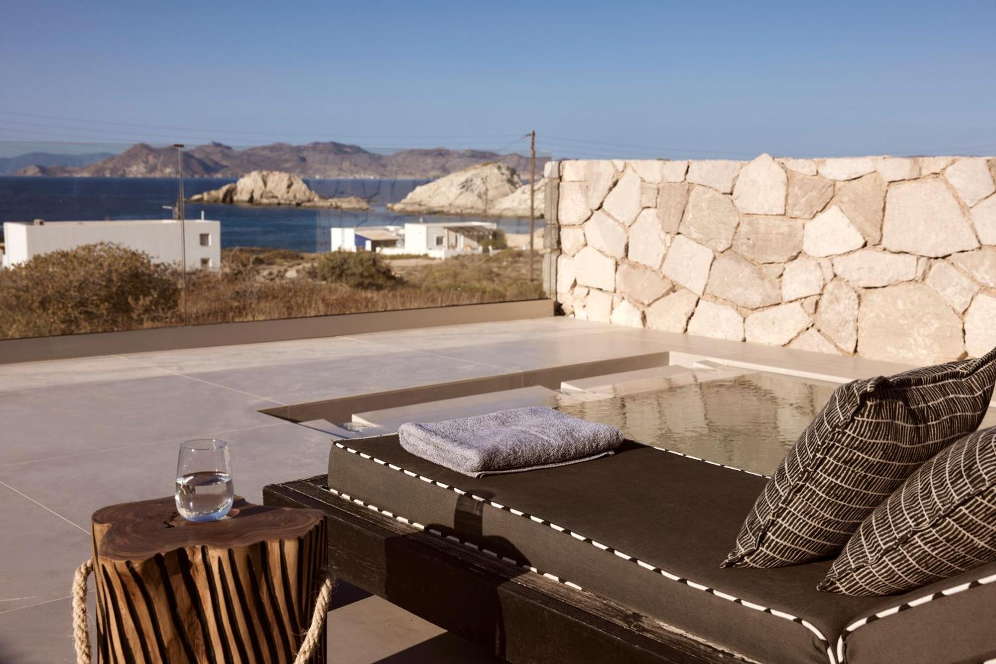 Serenity Suite Milos Mandrakia ภายนอก รูปภาพ